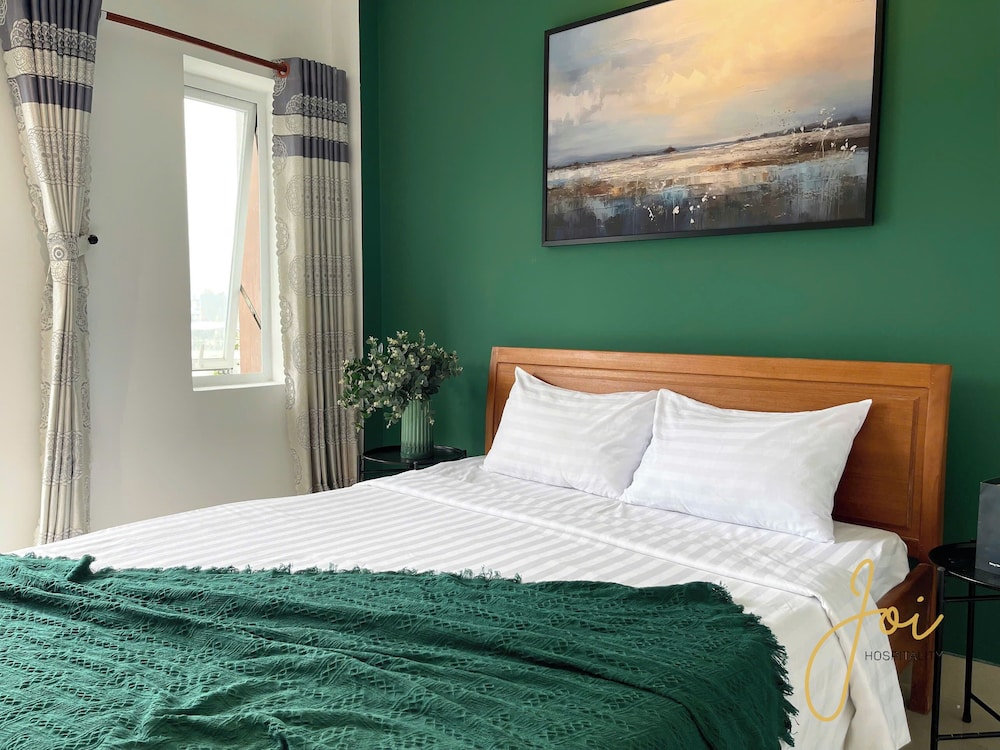 joi hospitality anthony