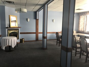 Quality Inn & Suites,Alberta>>High Level,3 star