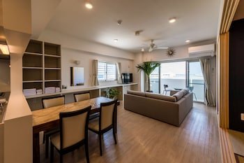 minato chatan seaside condominium