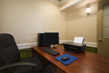 Days Inn By Wyndham High Level,High Level>>Alberta,3 star