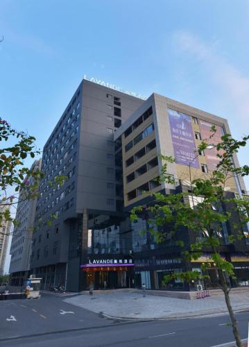 lavande hotel qingyuan sports park city government