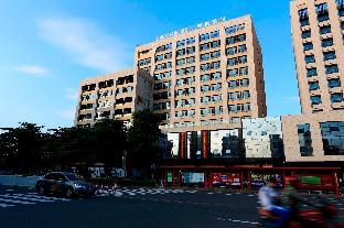 lavande hotel qingyuan sports park city government