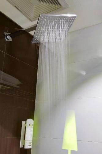 Iu Hotel Taiyuan Shanxi Dayi Hospital Branch,,2 star