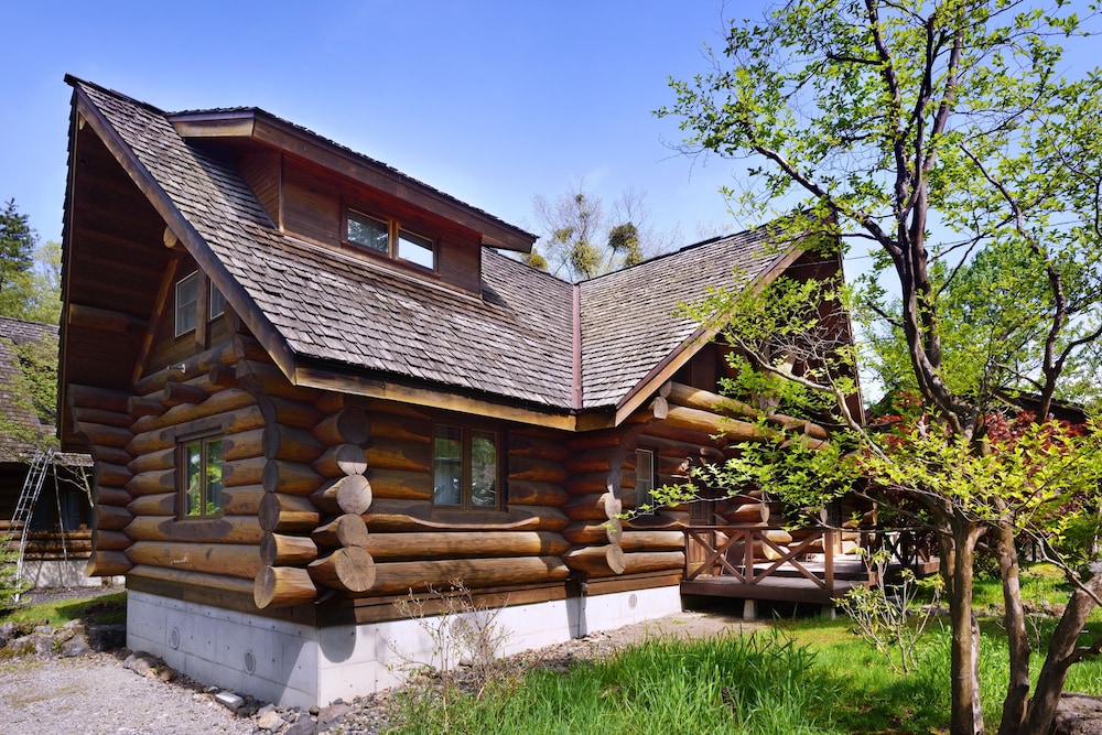 rental log urube village