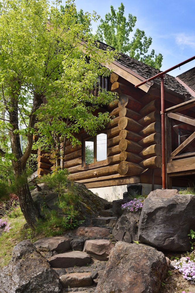 rental log urube village