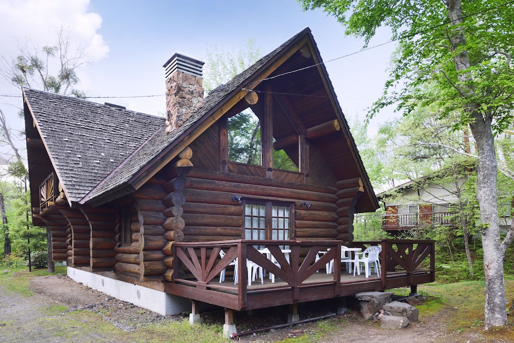 rental log urube village