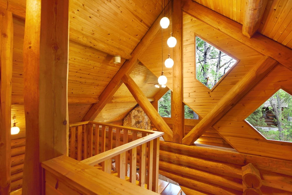 rental log urube village