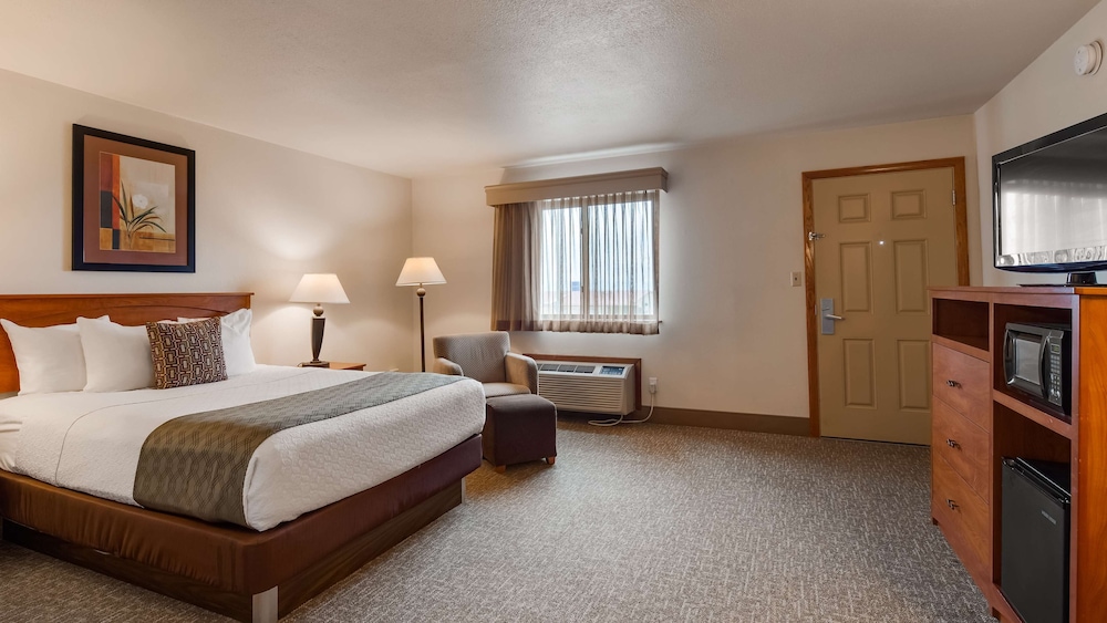 best western west hills inn