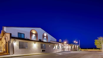 best western west hills inn