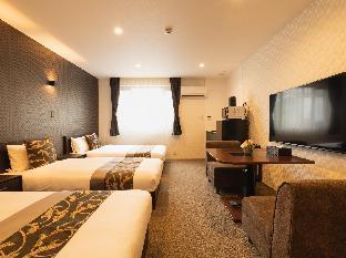 grand base nagasaki ekimae