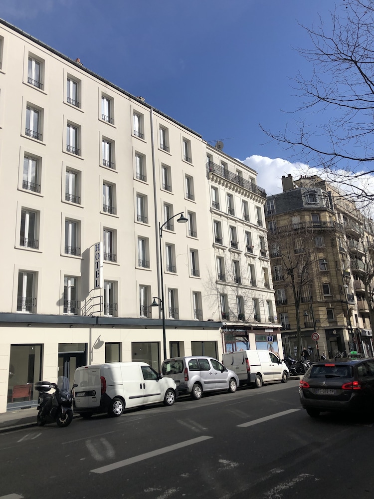 hotel le national
