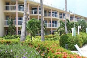grand caymanian resort