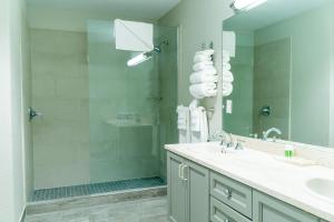 grand caymanian resort