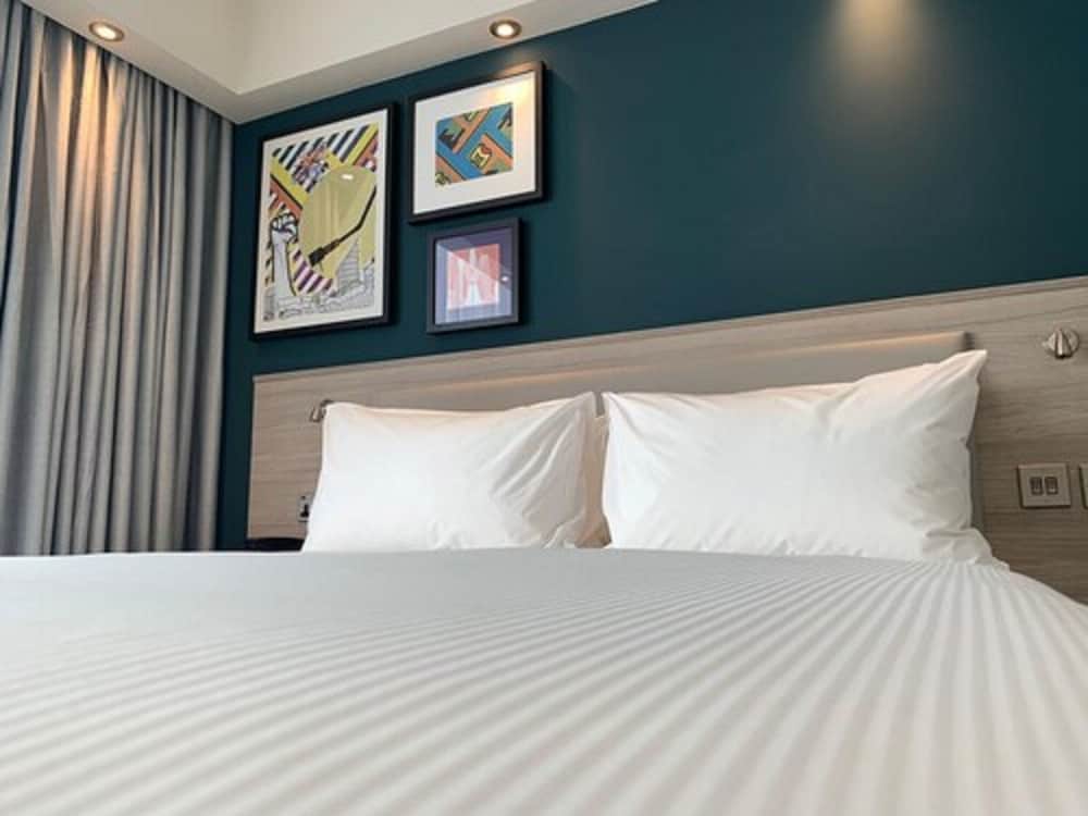 hampton by hilton manchester northern quarter