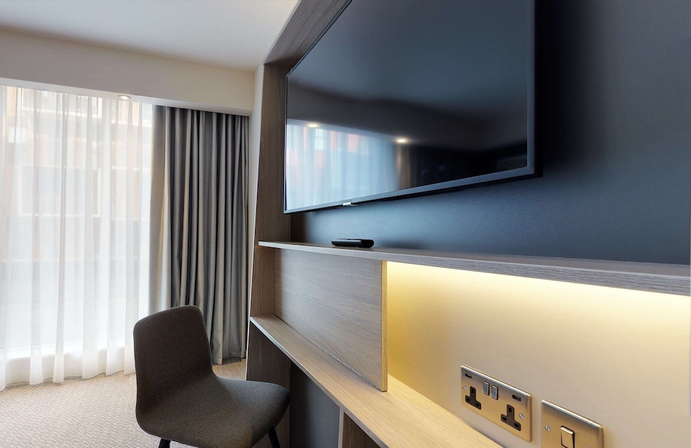 hampton by hilton manchester northern quarter