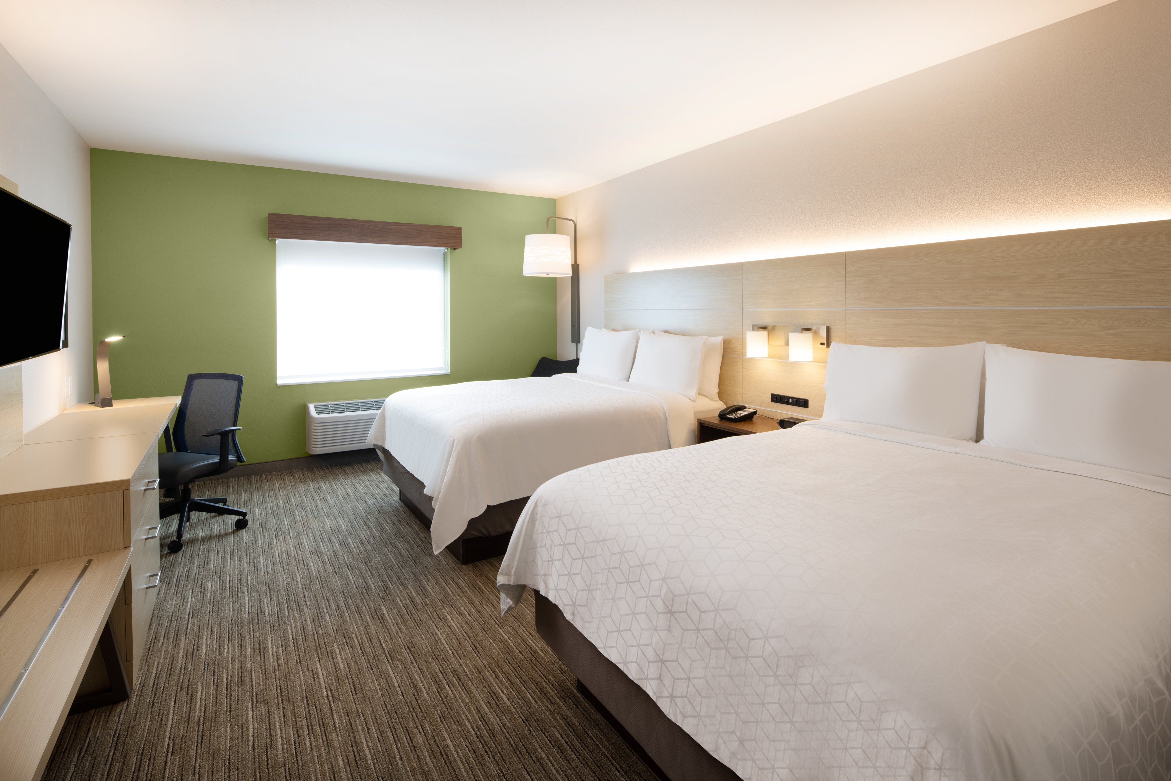 holiday inn express and suites ft myers beach sanibel gateway