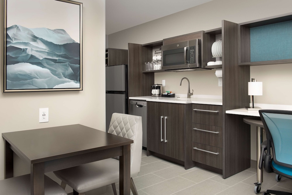 home2 suites by hilton denver central park