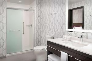 home2 suites by hilton denver central park