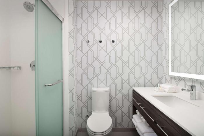 home2 suites by hilton denver central park