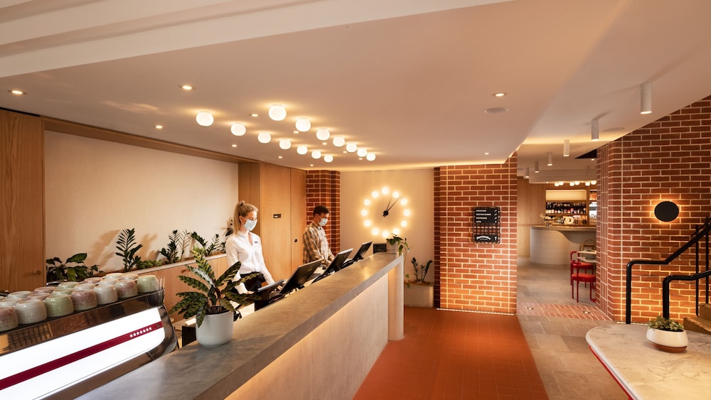 hotel indigo adelaide markets an ihg hotel