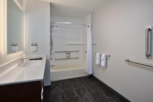 staybridge suites ames an ihg hotel