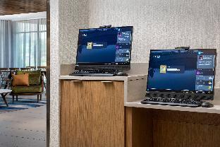 fairfield inn and suites by marriott nashville near vanderbilt