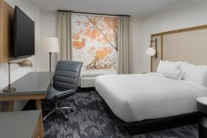 fairfield inn and suites by marriott nashville near vanderbilt