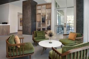 fairfield inn and suites by marriott nashville near vanderbilt