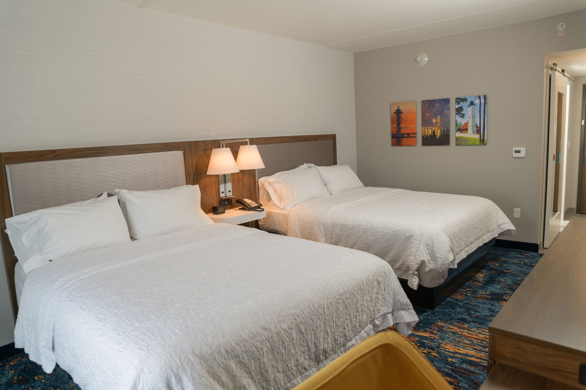 hampton inn and suites erie bayfront