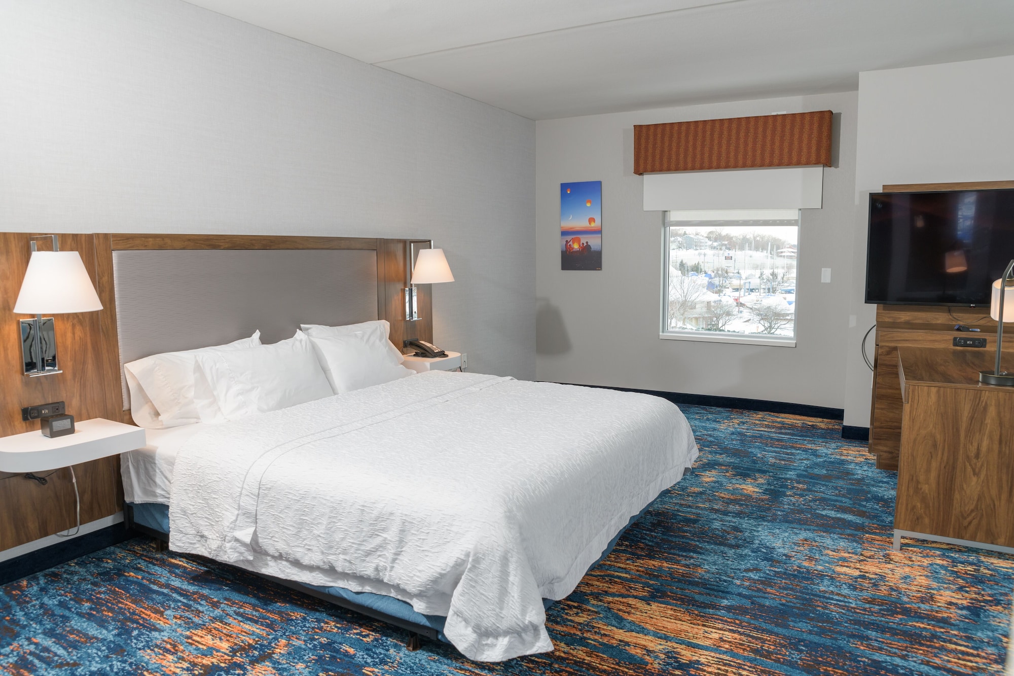hampton inn and suites erie bayfront