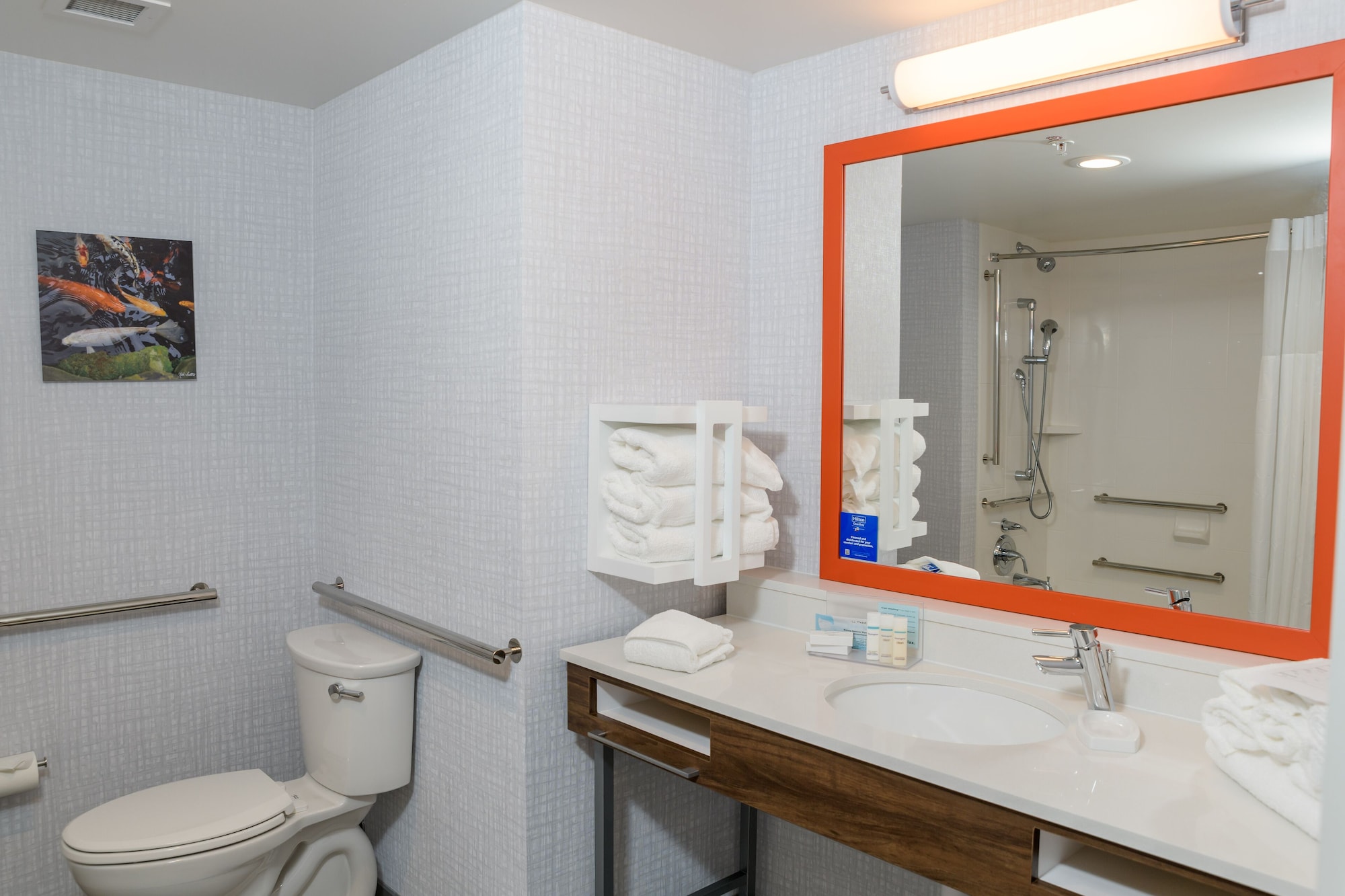 hampton inn and suites erie bayfront