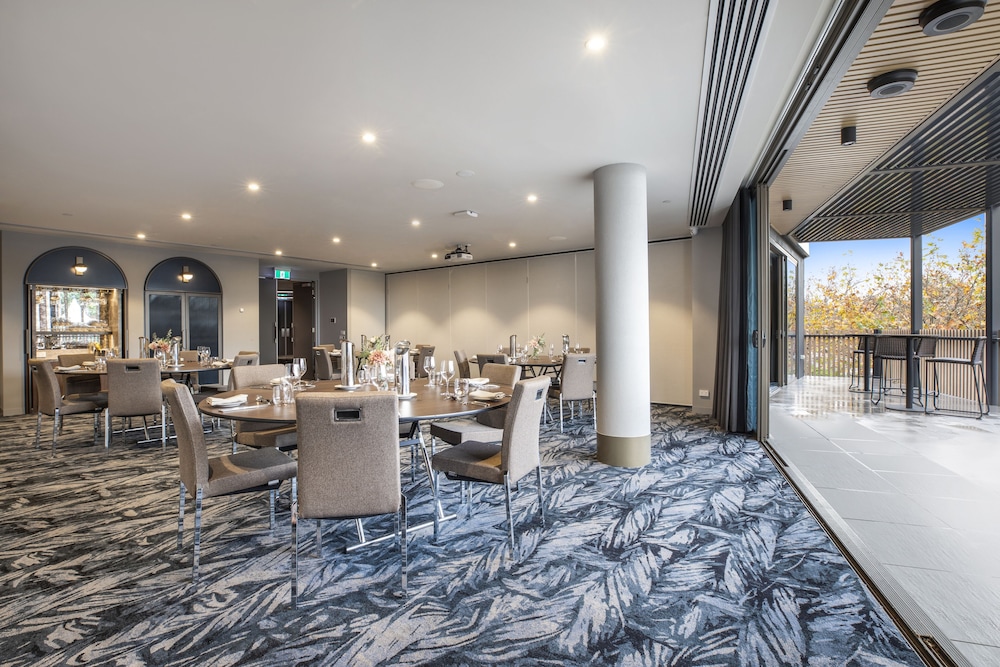the sebel melbourne ringwood