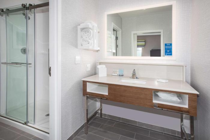 hampton inn and suites watsonville