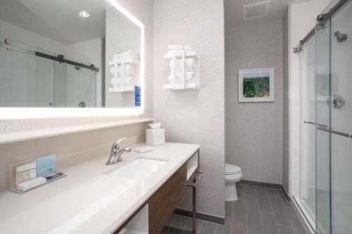 hampton inn and suites watsonville