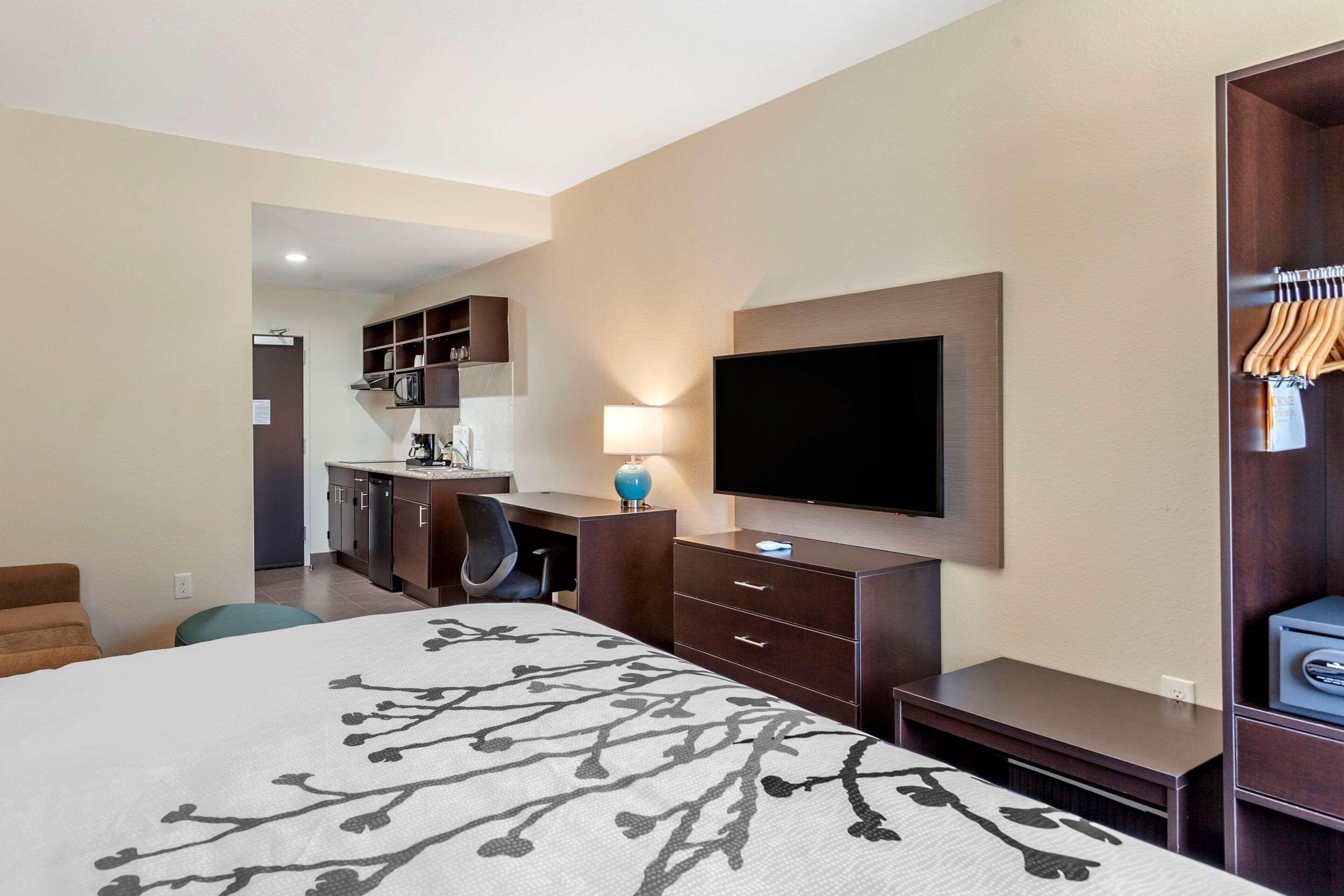 sleep inn and suites