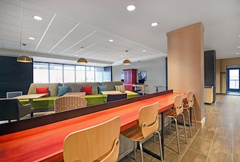home2 suites by hilton utica ny