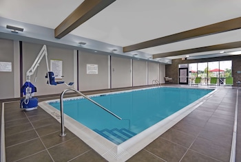 home2 suites by hilton utica ny