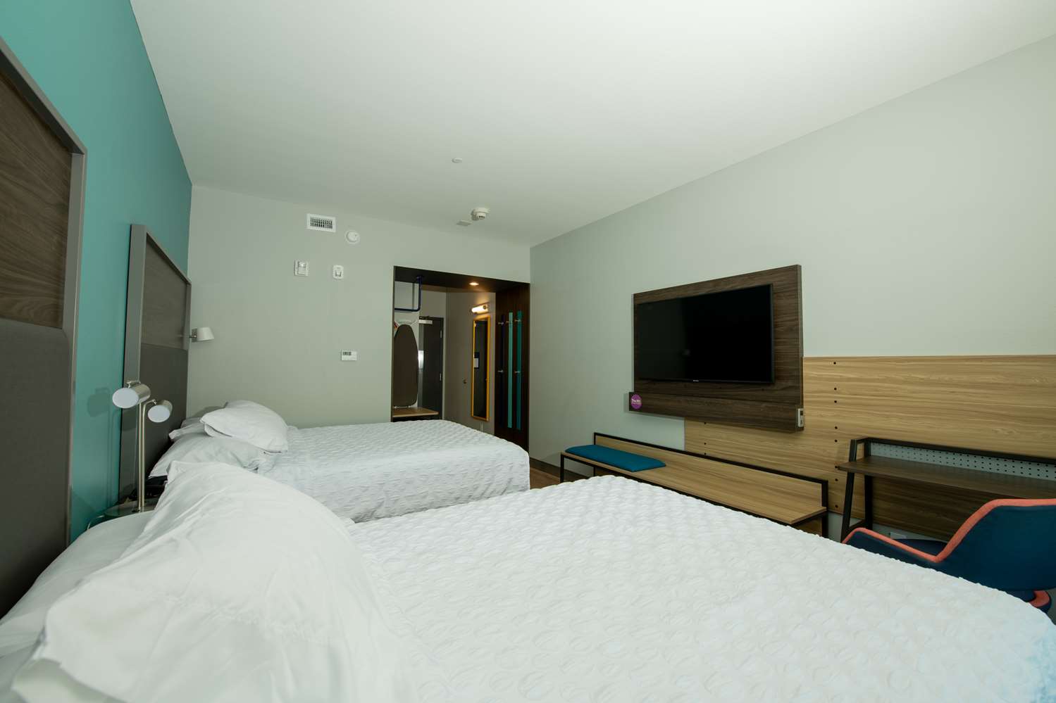 tru by hilton the colony dallas