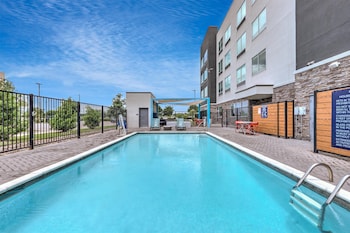 tru by hilton the colony dallas
