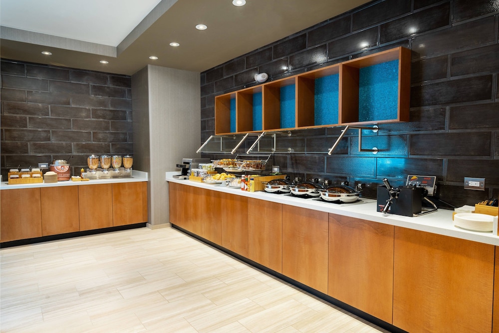 springhill suites by marriott spokane airport