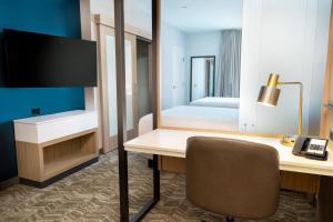 springhill suites by marriott spokane airport