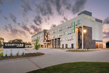 courtyard by marriott ames