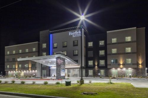 fairfield inn and suites by marriott monahans