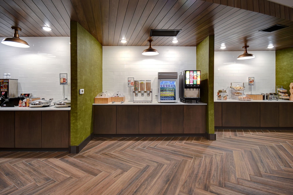 fairfield inn and suites by marriott grand rapids wyoming