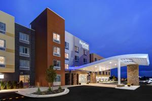 fairfield inn and suites by marriott grand rapids wyoming