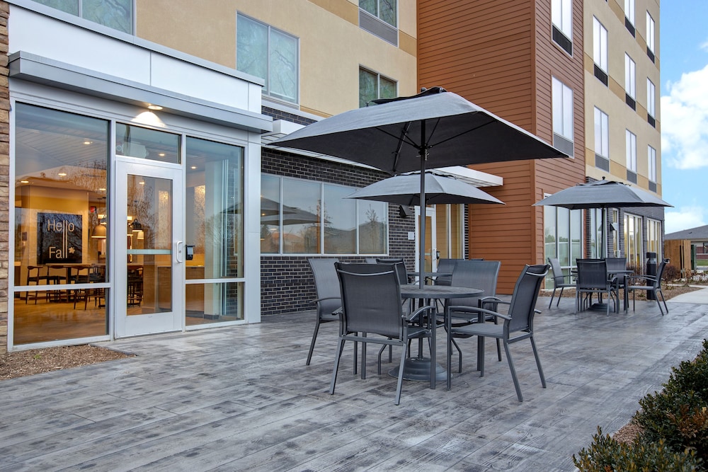 fairfield inn and suites by marriott chicago bolingbrook