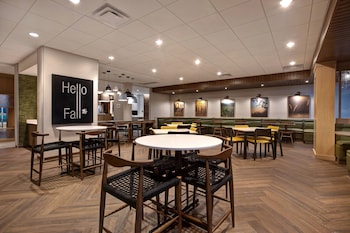 fairfield inn and suites by marriott chicago bolingbrook