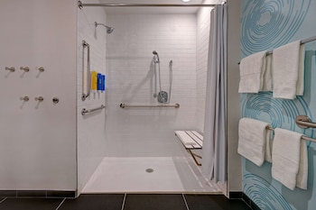 tru by hilton albuquerque north i 25