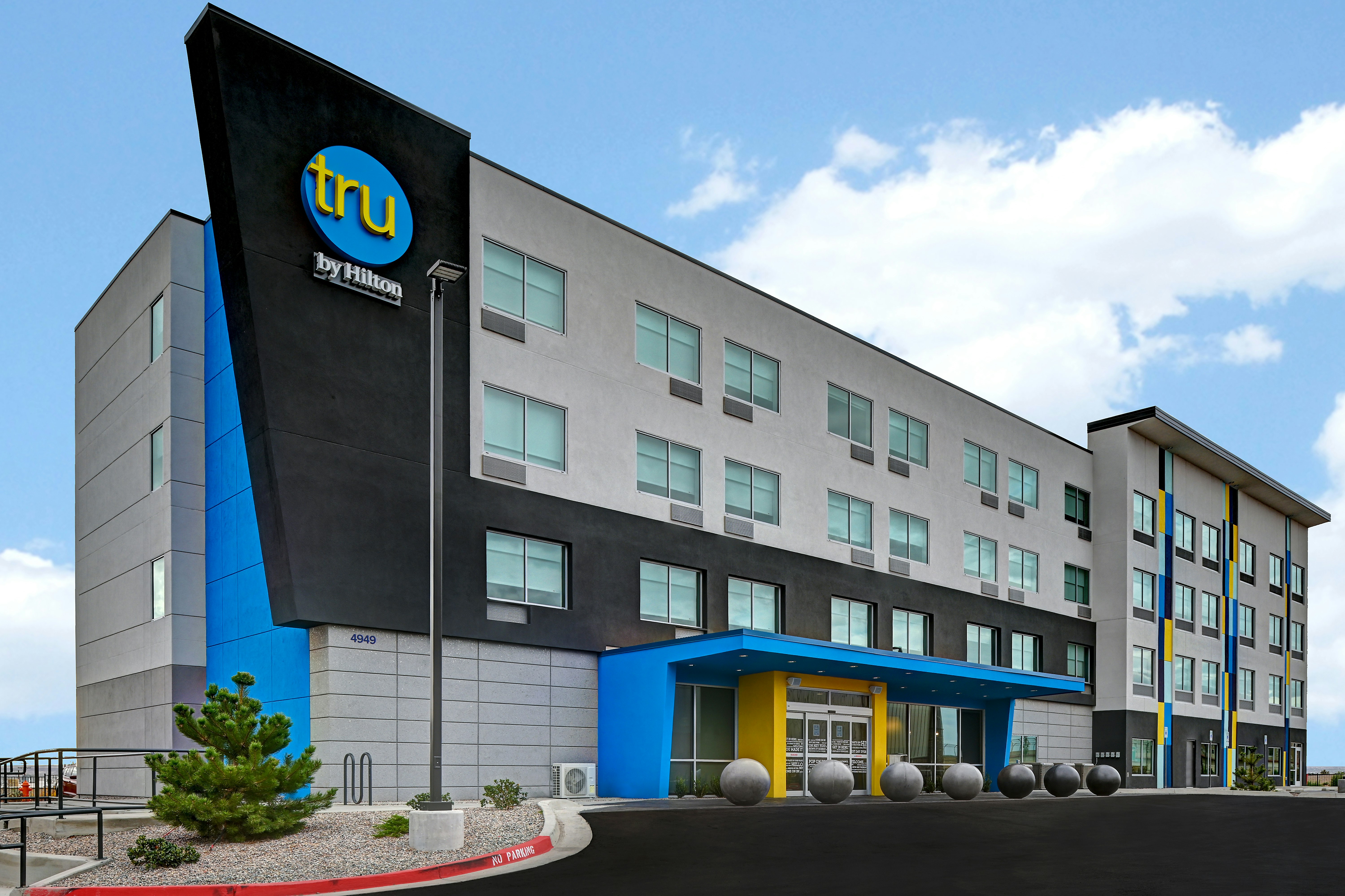 tru by hilton albuquerque north i 25