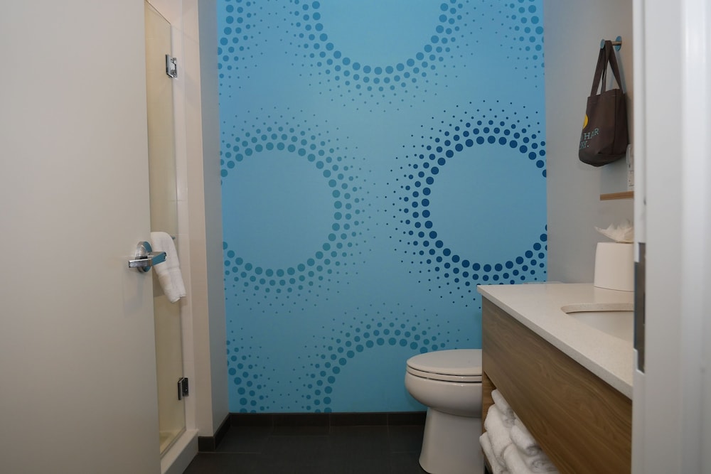 Tru By Hilton Chambersburg, Pa,Franklin>>Chambersburg,3 star